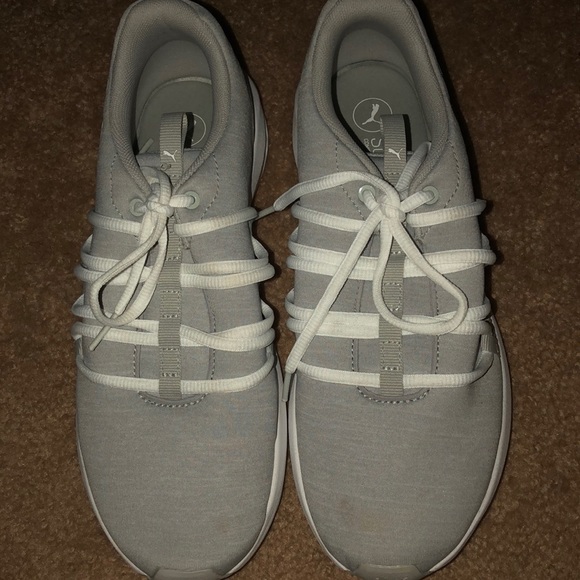 Grey and white pumas Clearance